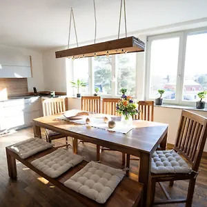 Apartment Hochwertiges / 120m² / Dachterrasse / Parking